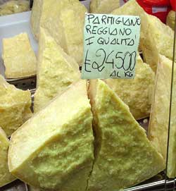 PARMAGIANO REGGIANO