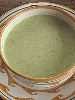 BROCCOLI SOUP